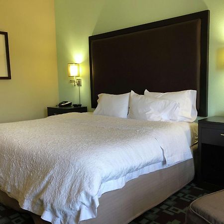 Hampton Inn & Suites Nashville At Opryland Esterno foto