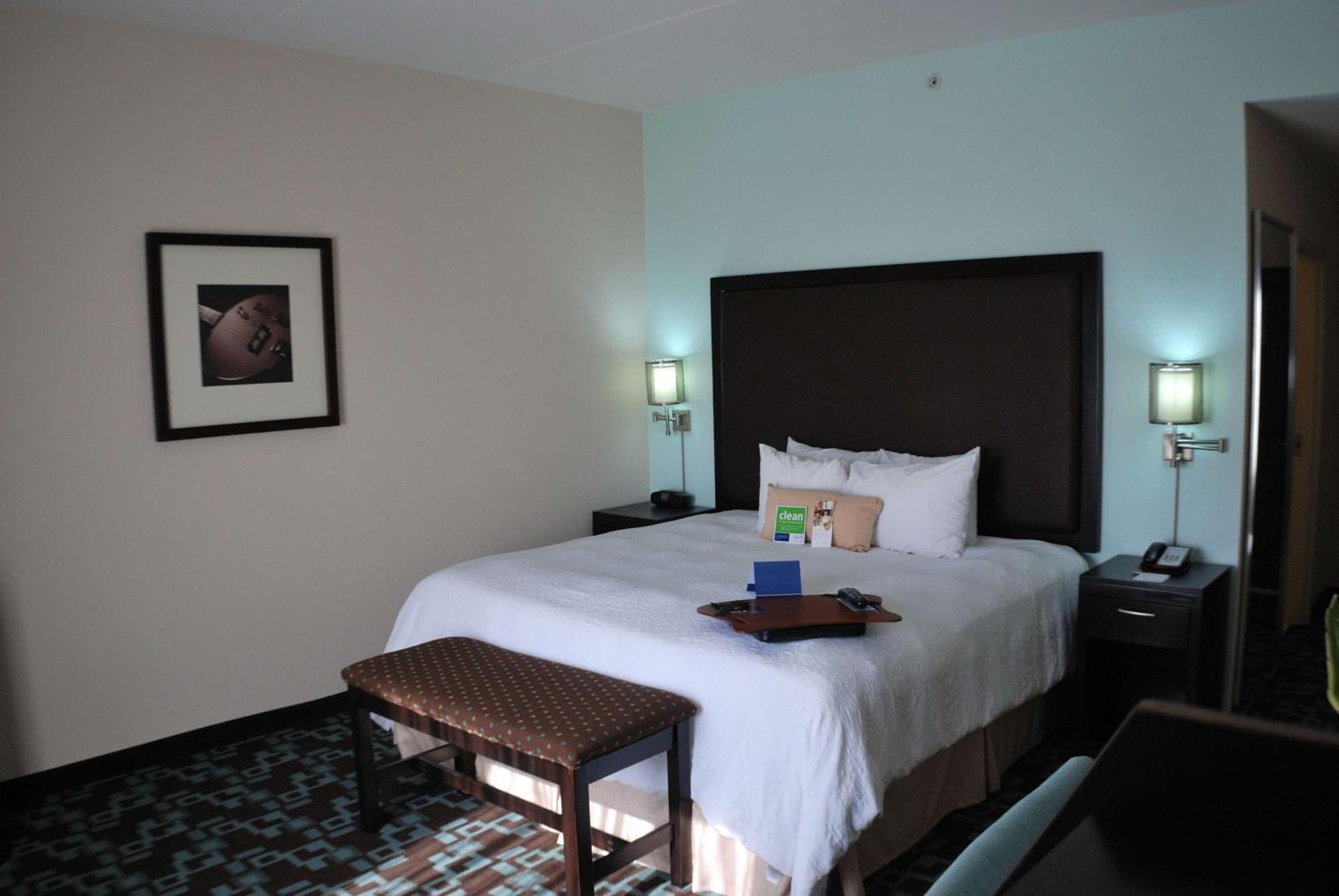 Hampton Inn & Suites Nashville At Opryland Esterno foto