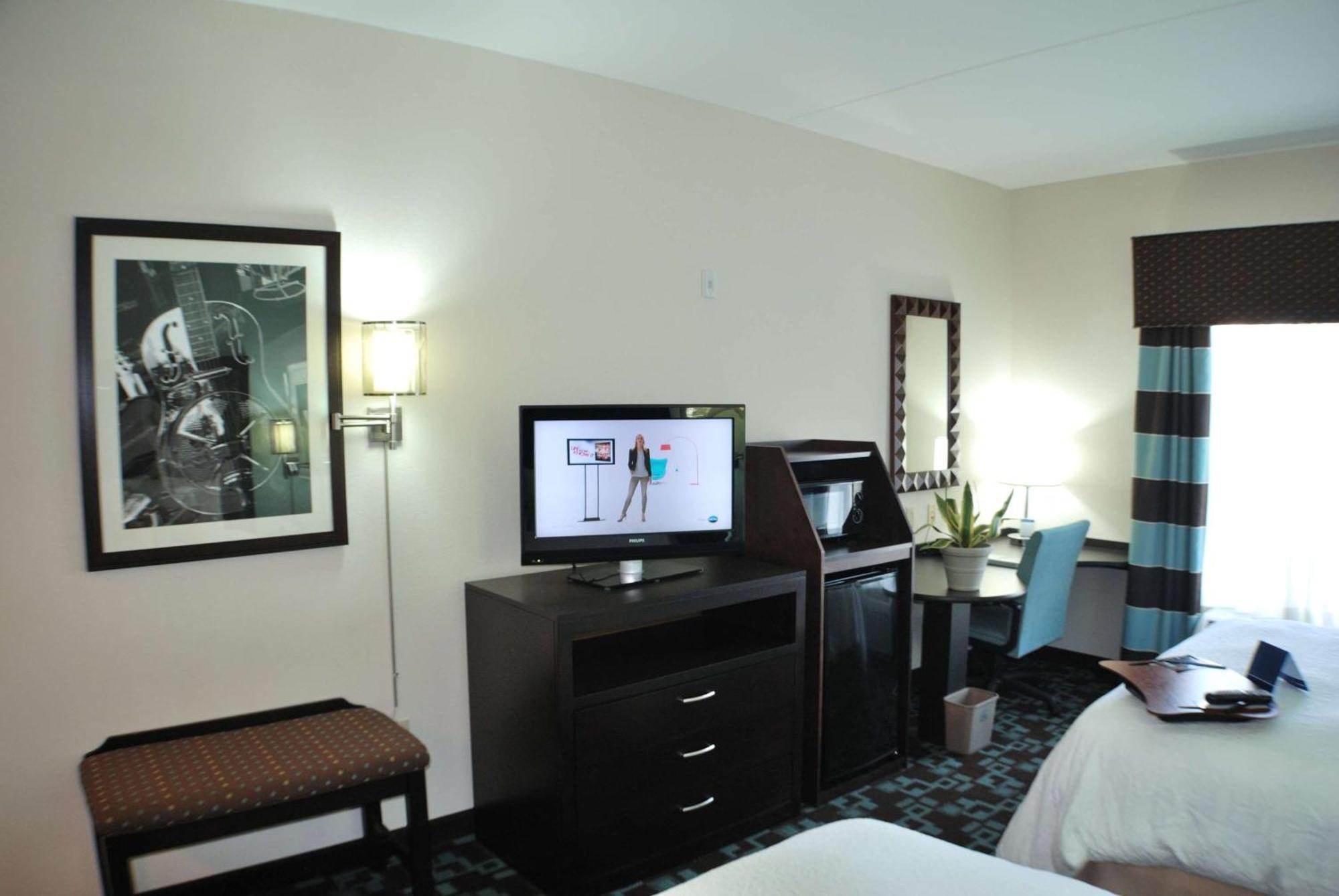 Hampton Inn & Suites Nashville At Opryland Esterno foto